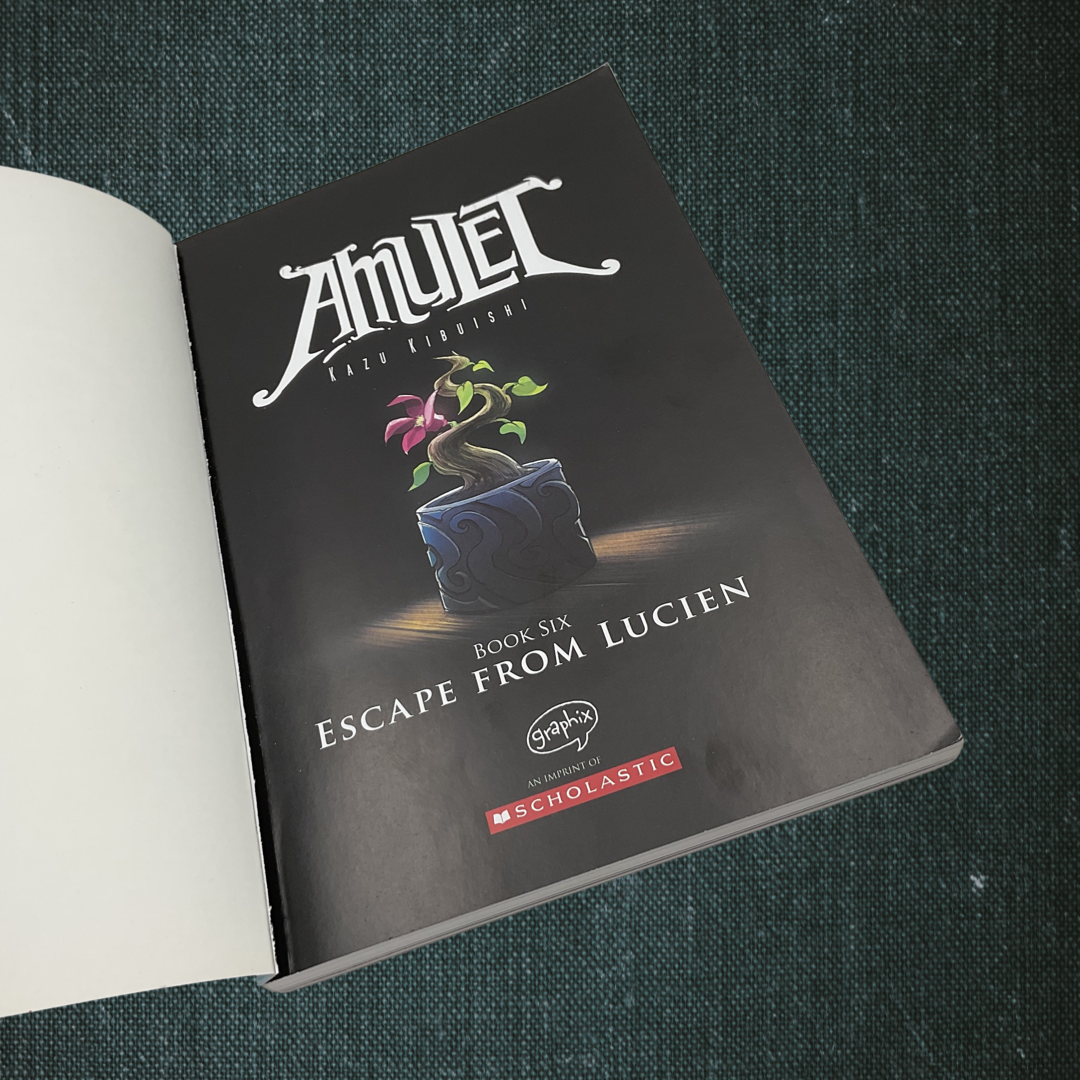 Amulet: Escape from Lucien: A Graphic Novel by Kazu Kibuishi (2014)