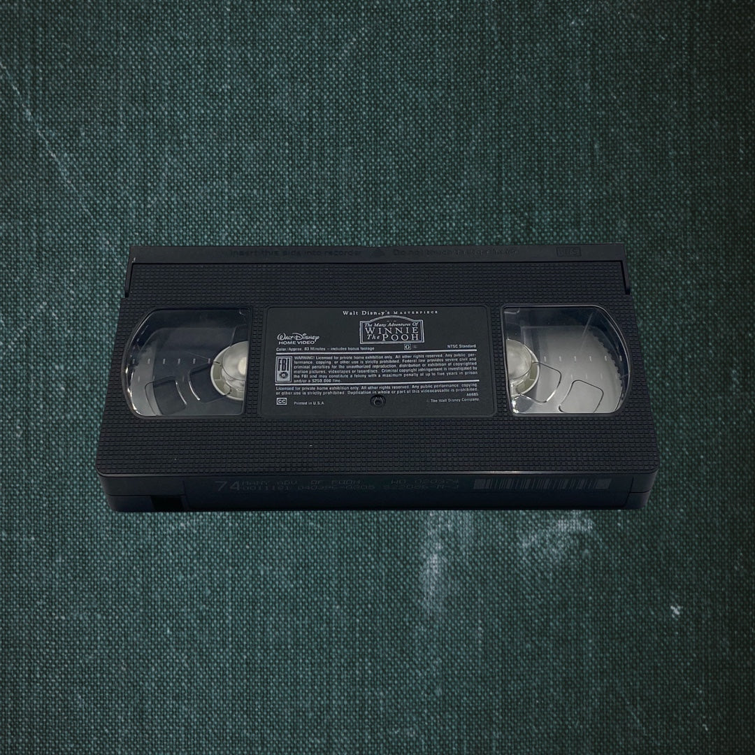 Walt Disney’s Masterpiece: The Many Adventures of Winnie the Pooh (VHS)