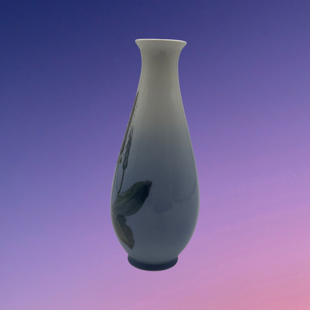 Royal Copenhagen 7" Vase (2916/4055)