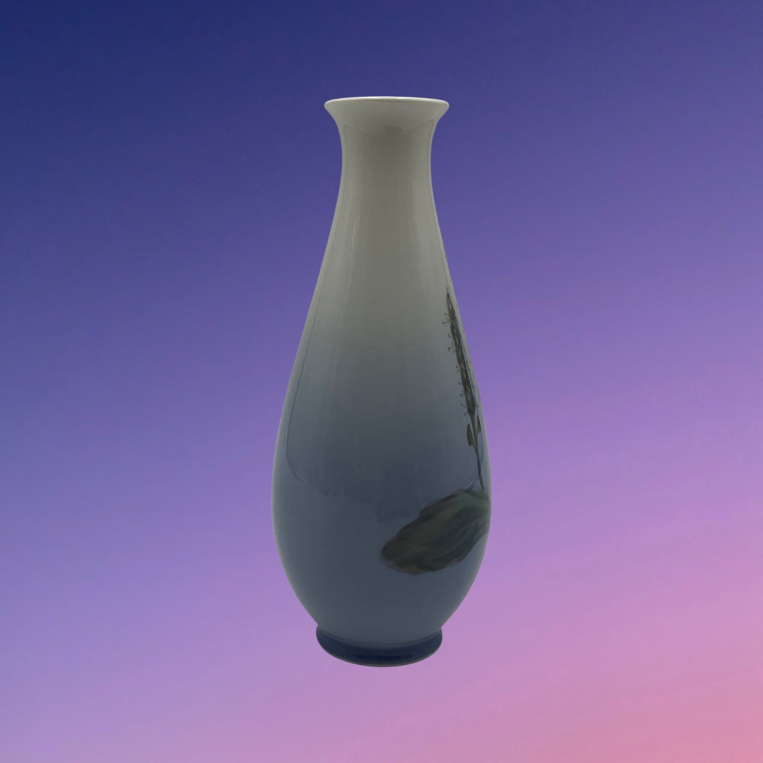 Royal Copenhagen 7" Vase (2916/4055)