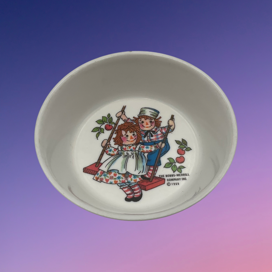 Oneida Raggedy Ann and Andy Swinging Melamine Bowl (1969)