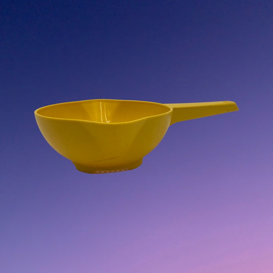 Tupperware One Quart Strainer (1200)