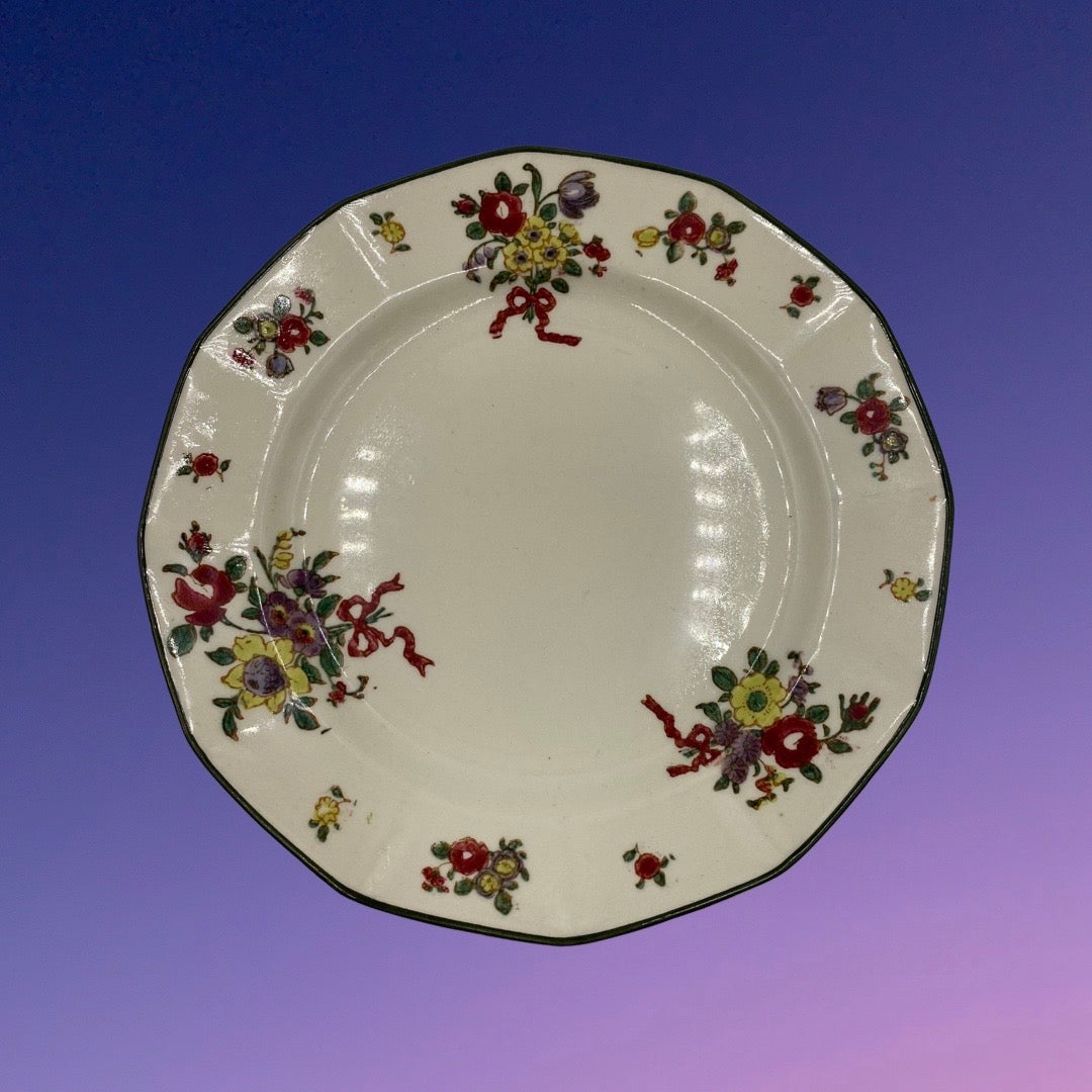 Royal Doulton Old Leeds Spray Luncheon Plate