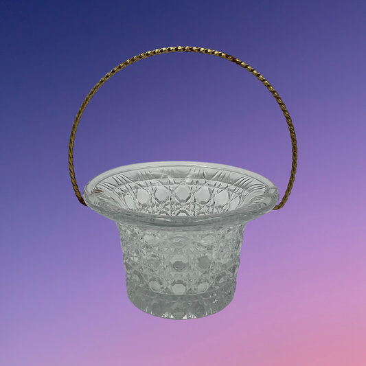 Avon Button and Daisy Glass Basket